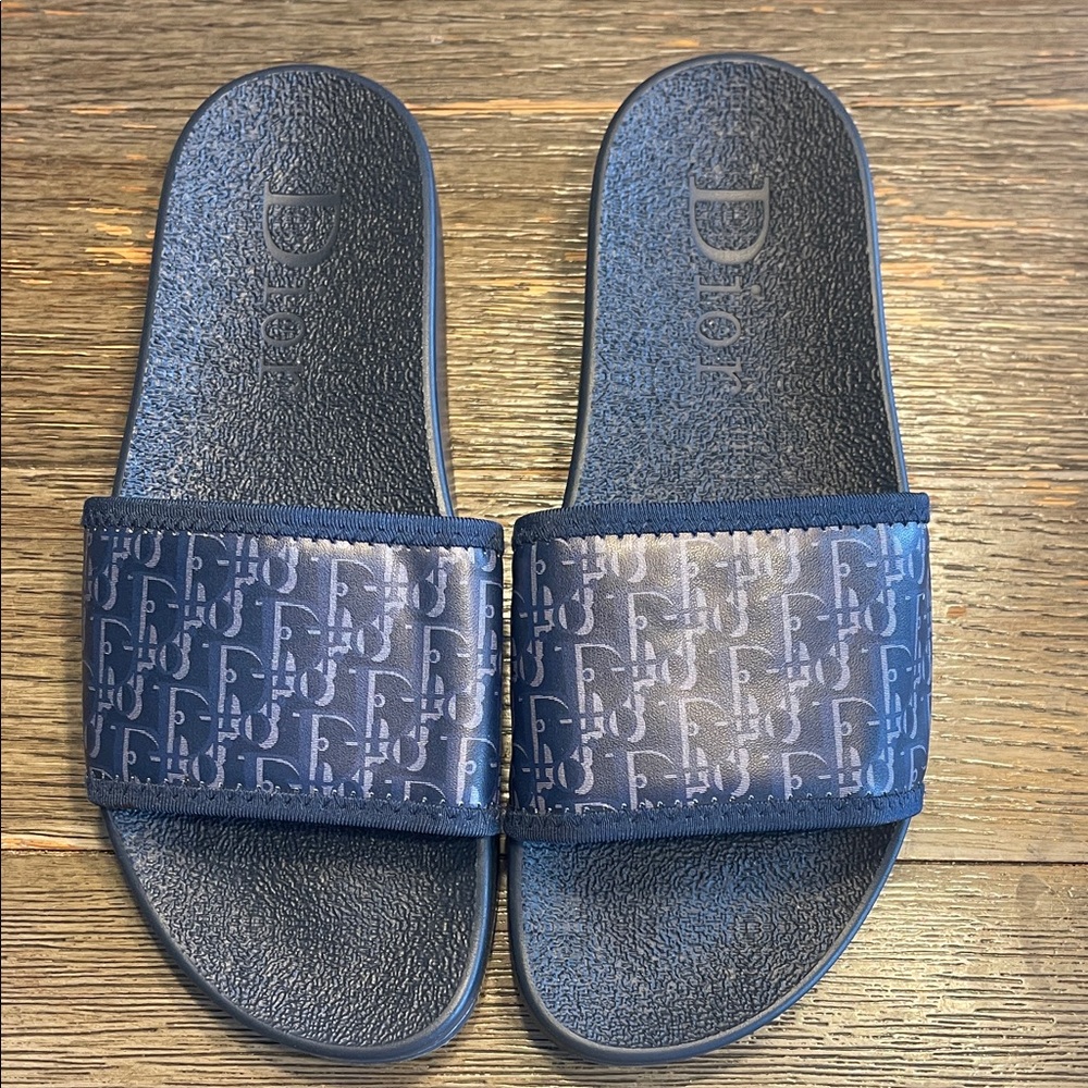 Dior Men's Navy Monogram Slide Sandals pre Loved from 3/17  collection no box